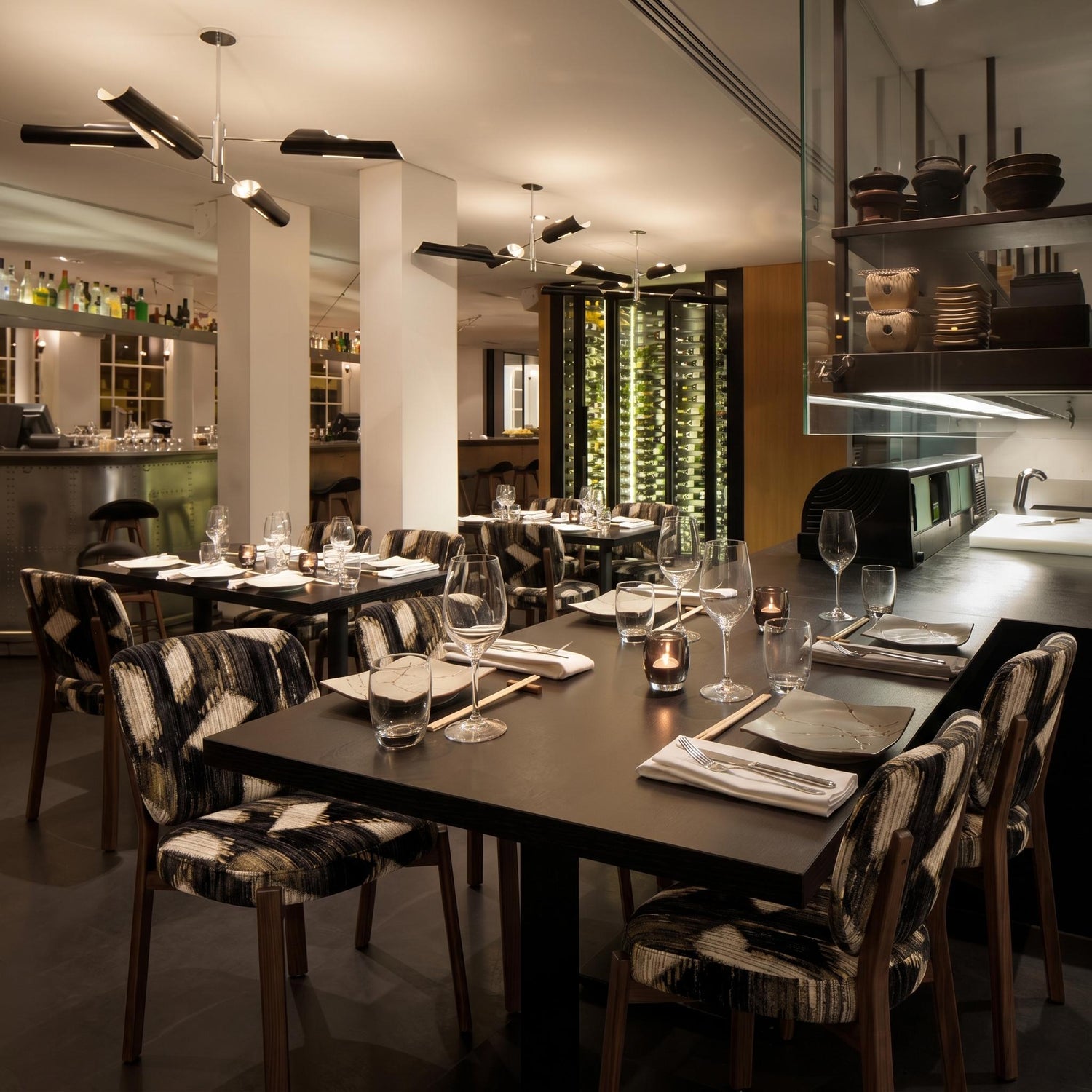 Restaurants & Bars